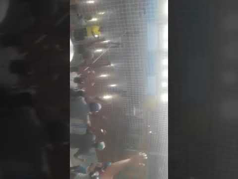 Família B de cima semifinal da terceira divisão 2018