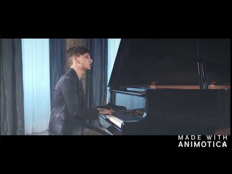 parodia ultimo i tuoi particolari