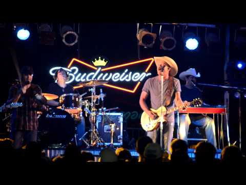 Kevin Fowler - Cheaper To Keep Her