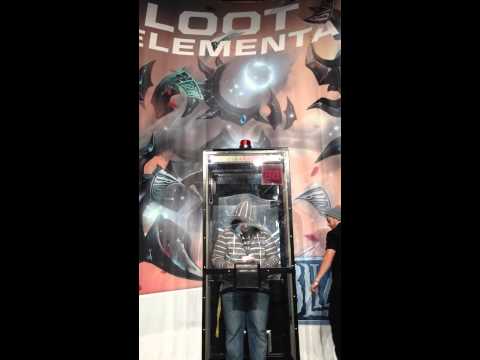 Glob recruiting for Deviant from the Loot Elemental at Blizzcon