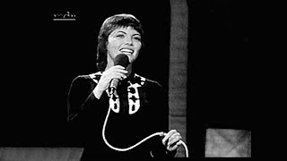 Mireille Mathieu - An Einem Sonntag In Avignon (Gala Abend mit Mireille Mathieu, Leipzig, 1970)