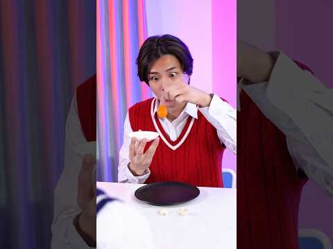 Egg lifehack battle!🥚