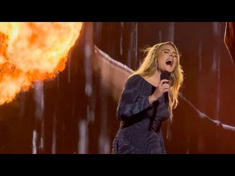 ADELE &ndash; Set Fire to the Rain &ndash; LIVE (Munich, 2024)