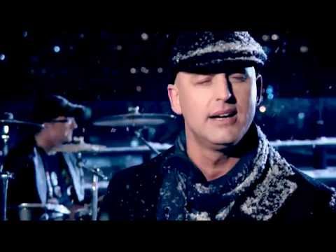 JASMIN BUREK - KAO VIR (Kao vir vučeš me na dno official video HIT 2013)