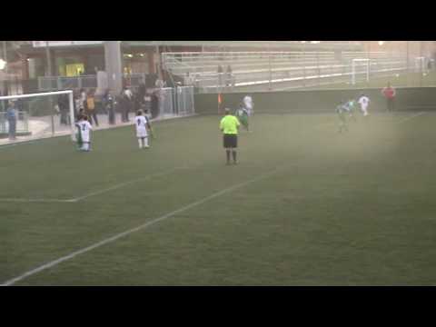 Estrella Azul-0 / Los Molinos C.F.-4 (Resumen)