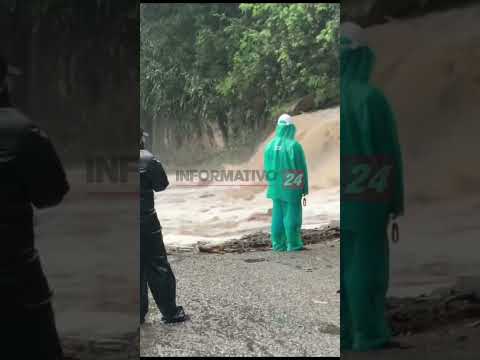 la vía entre pandi Cundinamarca y icononzo Tolima No hay paso por desbordamiento de quebrada