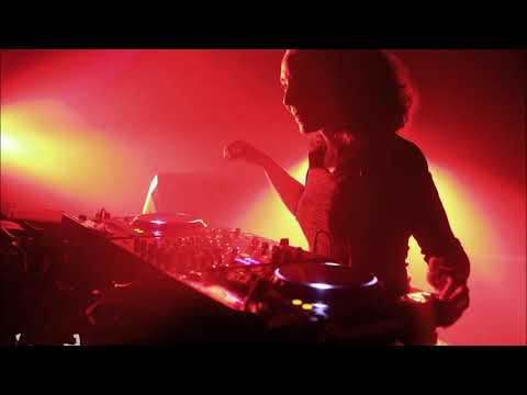 Miss Tekix - Space Travel (Progressive Trance Mix)