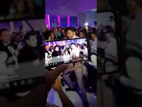 Connect-R  - cântă manele ( vrea să-i  ia locul lui Florin Salam)