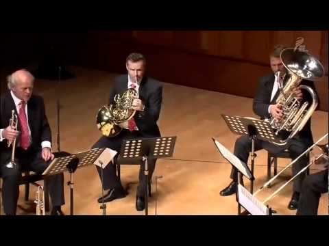 Bach Toccata and Fugue in D minor Brass Quintet.