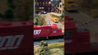 Download lagu Soo line sd40 at the club mp3