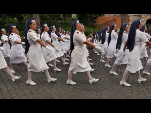 2 giugno 2016   Croce Rossa Italiana - Corpo Militare e Infermiere Volontarie