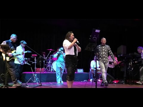 Flowers Band & Bryan Lo - IndoFeest NewYear'2026 - Reeuwijk,11jan2026 - "Sweat (a la la la la long)"