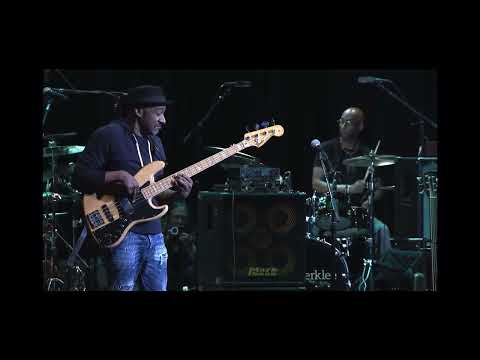 Marcus Miller and Omar Hakim - “Jean Pierre”