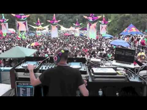 AnGy KoRe playng @ Atmosphere Festival VIII Mexico city (28/07/2012 Collage)