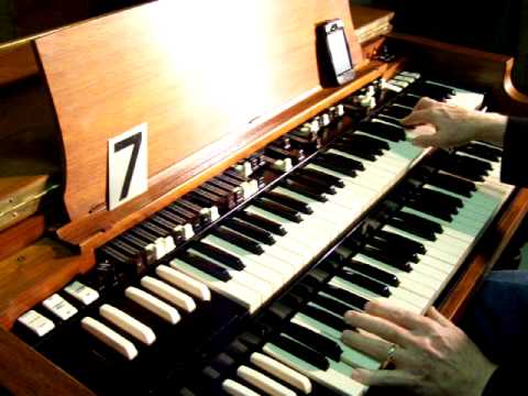 Percussion and draw bars demo with vintage 1971 Hammond B3 organ