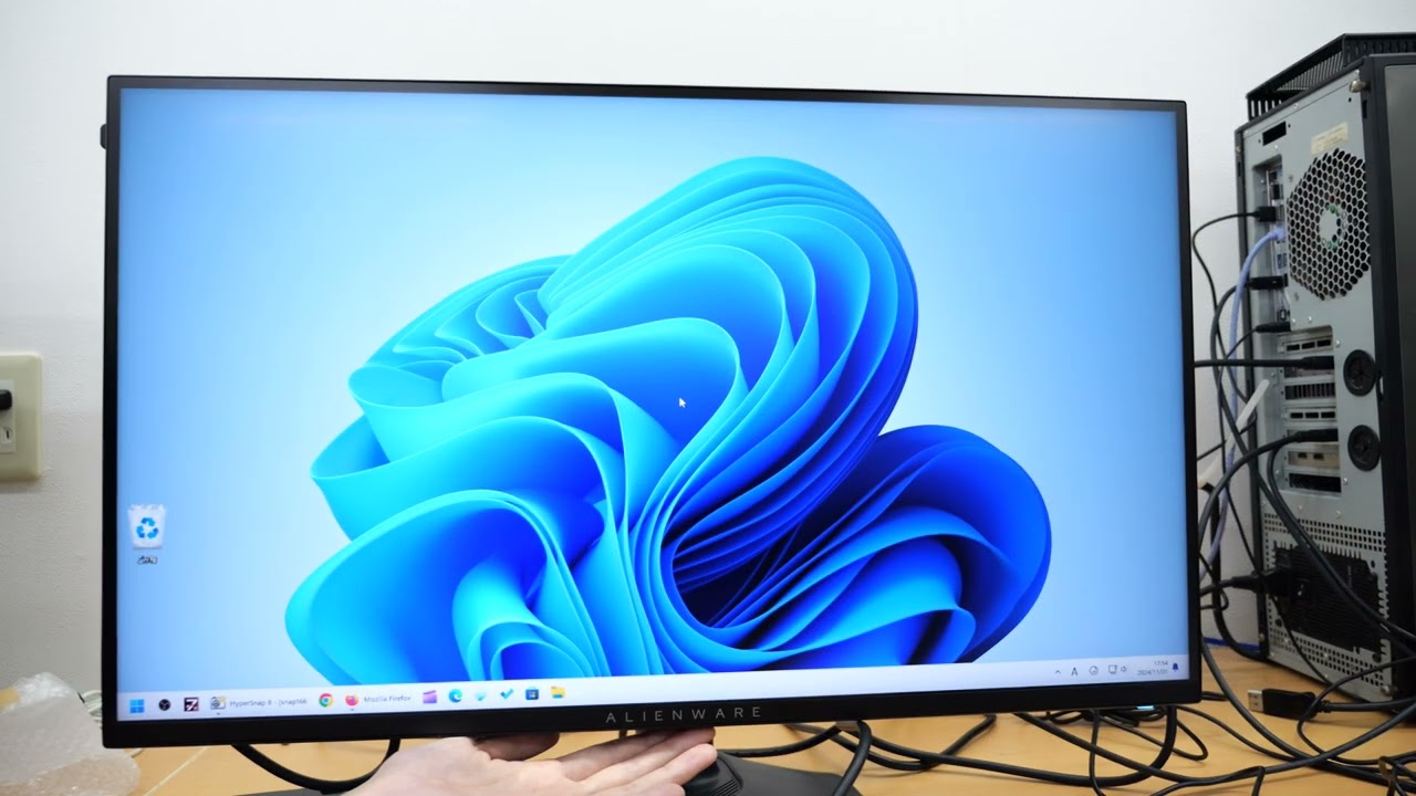 ゲームに合わせてFHD/360Hzと4K/180Hzを切り替えられ画面の一 ゲームに合わせてFHD/360Hzと4K/180Hzを切り替えられ画面の一