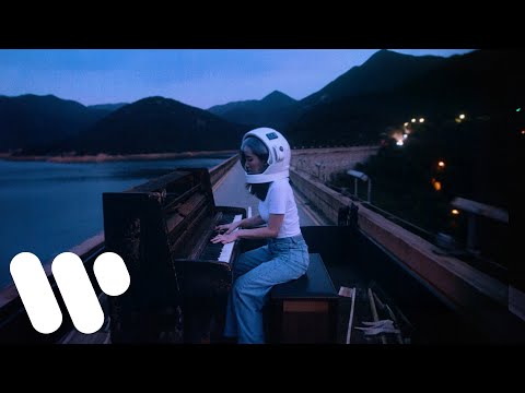 Kiri T - 至少做一件離譜的事 on Spotify Charts