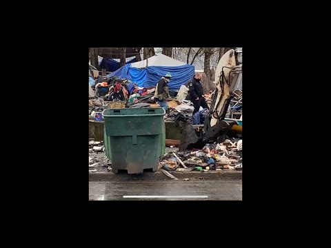 Alabama St. Homeless Encampment (non-hosted) in Longview Wa.