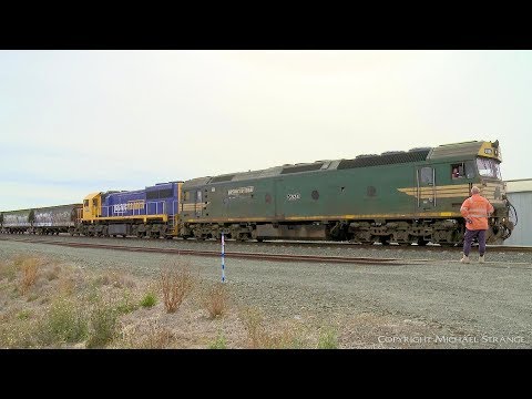 Broad Gauge Grain Train Departs Thompson Rd - PoathTV Australian Railways
