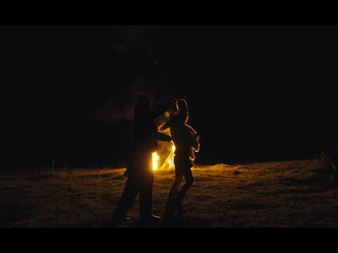 Estevie - "Hombre Malvado" (Official Video)