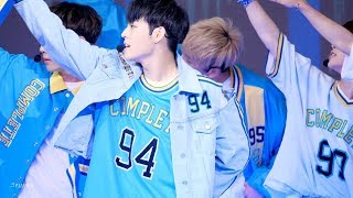 [4K 60P]  180901 온앤오프 ONF - Fly Me To The Moon : 효진 Hyojin FOCUS 직캠 Fancam @ 코엑스 URBAN PARK 2018