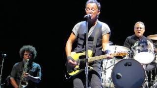 Bruce Springsteen "It's Hard To Be a Saint In The City" Live @ Citizens Bank