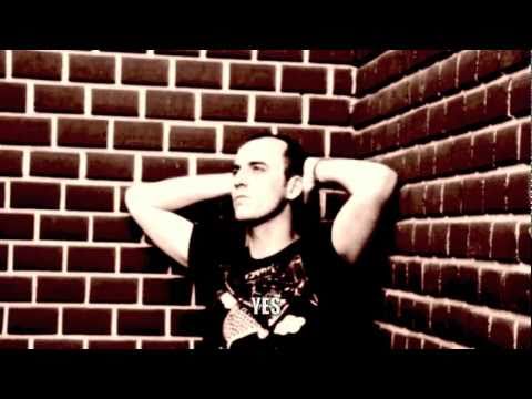 Chris Lawyer & Ton Def feat. Johnny Bug (Dalkoid Sound) - Love Potion (Chris Lawyer Plum Mix)