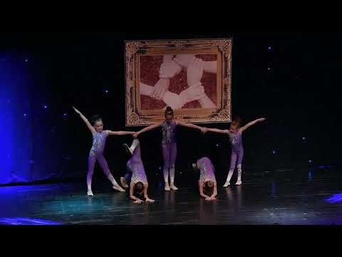 ISKRICE Acro formacija Novi Sad