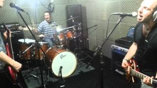 Pagar y Morir - Cosas que suceden / Perfección (Cover Attaque 77)