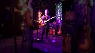 Lydia Loveless-Solo 2017 The Basement/Nashville 11/18/17 EVERYTHING’S GONE