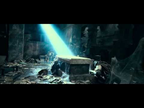 Gimli Discovers Balin's Tomb (Lord of the Rings The Fellowship of the Ring) HD
