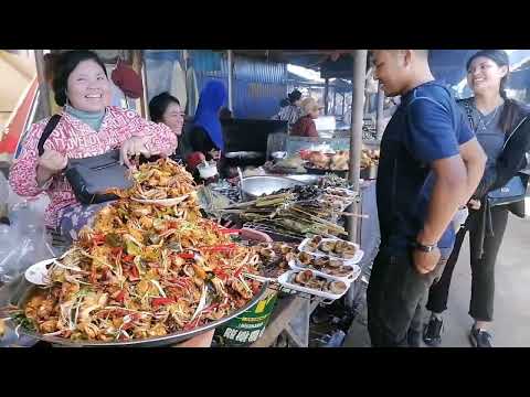 Cambodian Countryside Street Food @ Oudong Resort - Plenty of Delicious Food For Lunch