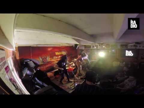 LA RADIO - Outshined (SoundGarden) / Go (Pearl Jam) *Covers