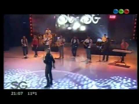 Osvaldo Laport, cantó en el programa de Susana Gimenez
