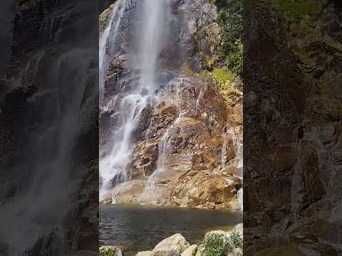 cachoeira do serrado porteirinha Minas gerais