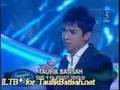 (The Final Showdown)Taufik Batisah : I Dream - YouTube