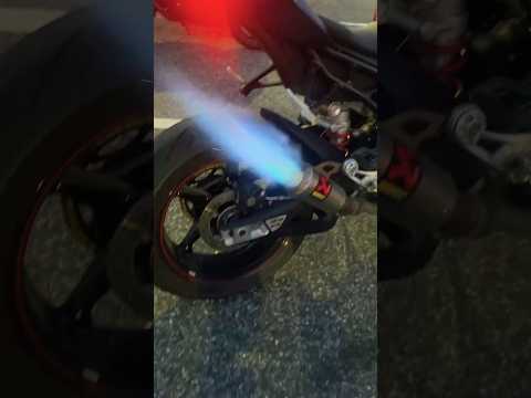 2023 BMW S1000RR Akrapovic exhaust is a flame thrower #s1000rr