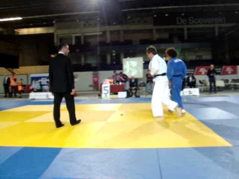 menno judo open antwerpen 2010   GLENN FINALE 3 van 3.MPG