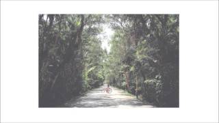 Khruangbin - White Gloves