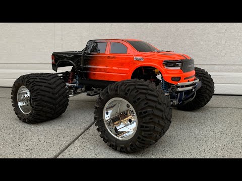 TRAXXAS MAXX GETS A NEW BODY!!