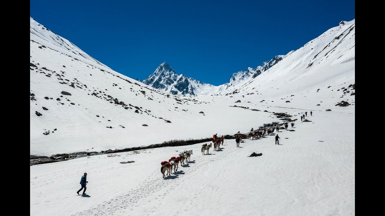 Exploratory Trekking with Tim Macartney-Snape | World Expeditions