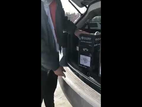 White Van Speaker Scam in action