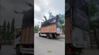 Download lagu STORY WA TRUK 30 DETIK‼️#trukmania #trukmbois #trukoleng #drivermuda #shorts mp3