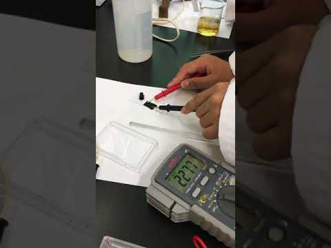 理学類 ポリピロール膜の作製 後半