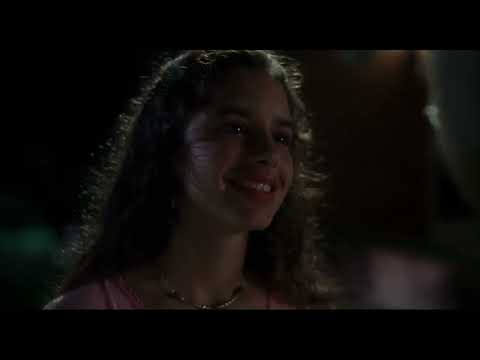 Dazed and Confused (1993) - Tony and Sabrina Kiss