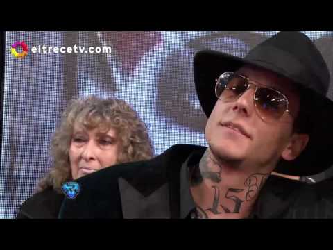 Alex Caniggia cantó a capela en la pista del Bailando y dejó sin palabras a Marcelo