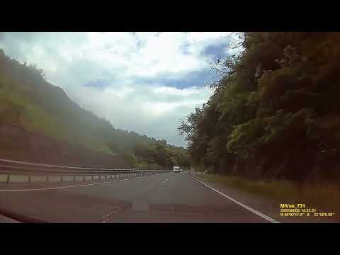 Depasire periculoasa in coborare peste linie continua DN76 E68 Deva Brad Valisoara 2022-06-09