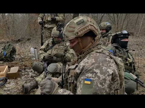 Top Channel/ ”Jam gjallë”: Snajperisti më i mirë në botë hedh poshtë lajmet e vrasjes nga rusët