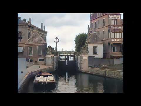 Stadsgezichten van Zaandam in 1921 in kleur! Zaandam in 1921 in color! [AI enhanced & colorized]