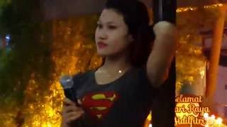 Download lagu goyang inul-nurul & effa razi feat Retmelo buskers,montappp mp3